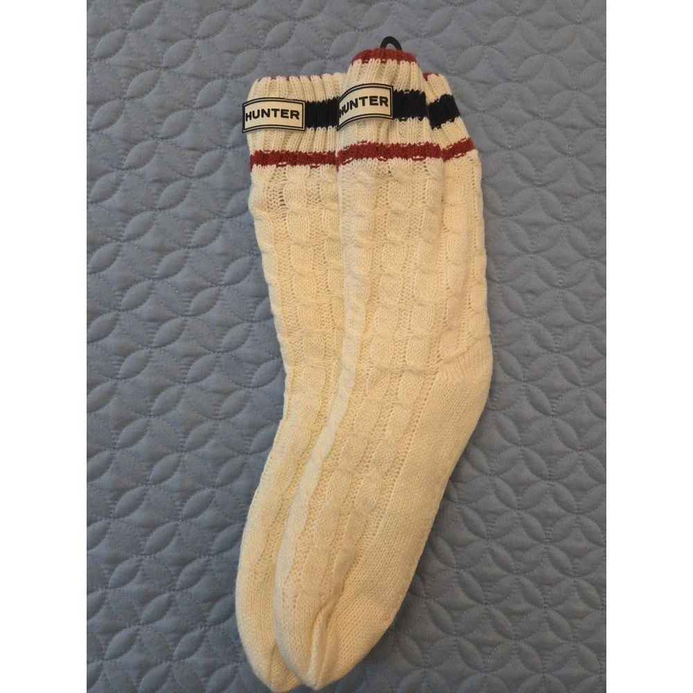 HUNTER Women's Cream Slipper Socks OSFM Cable Knit Warm Non Slip Grippers NWOT